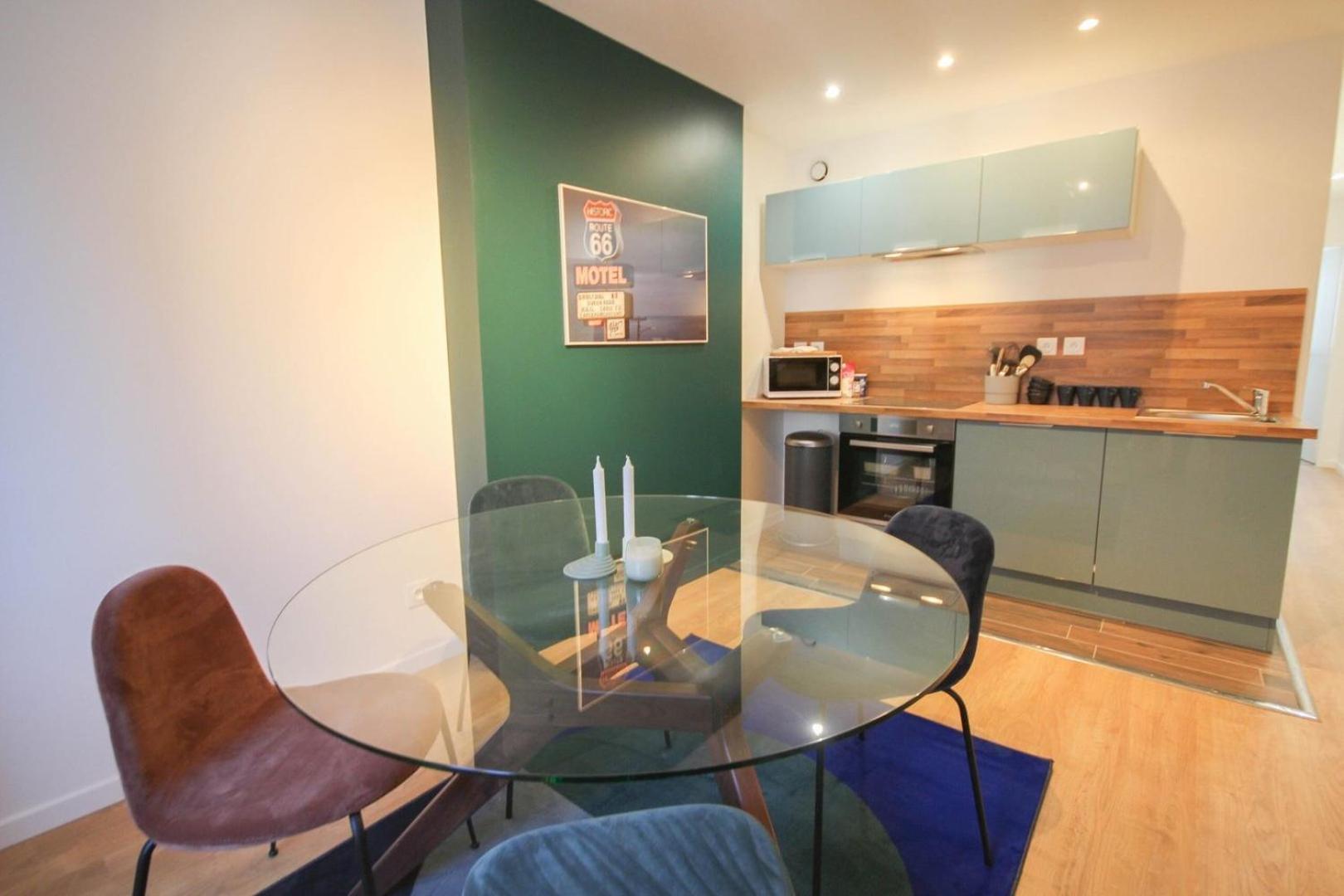 Lille Centre - Nice And Functional Ap. 2Bdrm Luaran gambar
